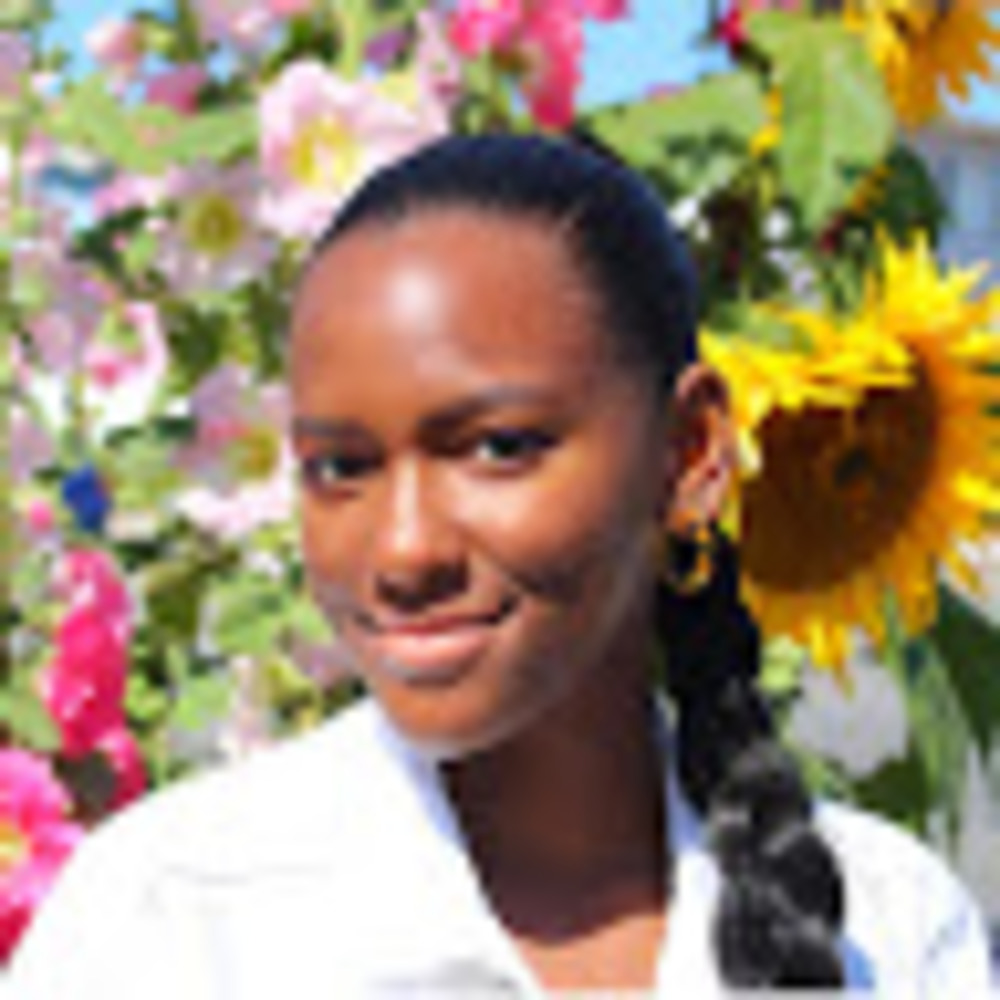Meet your Posher, Mia